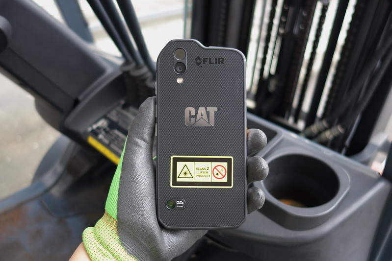 CAT S61三防手機 開箱 手機界的超級英雄 面對任何困境不懼