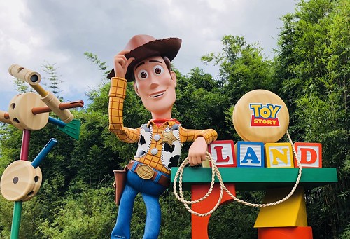 Toy Story Land Grand Opening