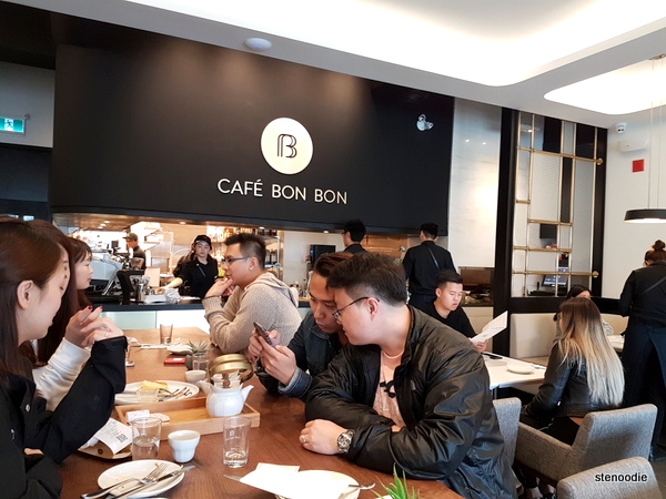  Cafe Bon Bon interior