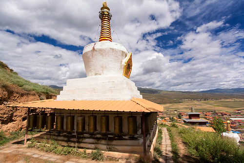 backpacking buddhism nikon d7100 travel tibetan goneforawander buddhist szechuan sichuan asia china enzedonline ganzizangzuzizhizhou sichuansheng cn