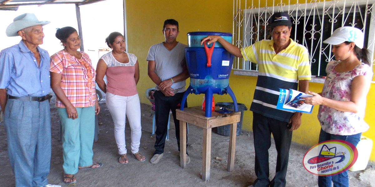 GAD Municipal y la Fundación Techo entregan purificadores de agua a 15 comunidades rurales