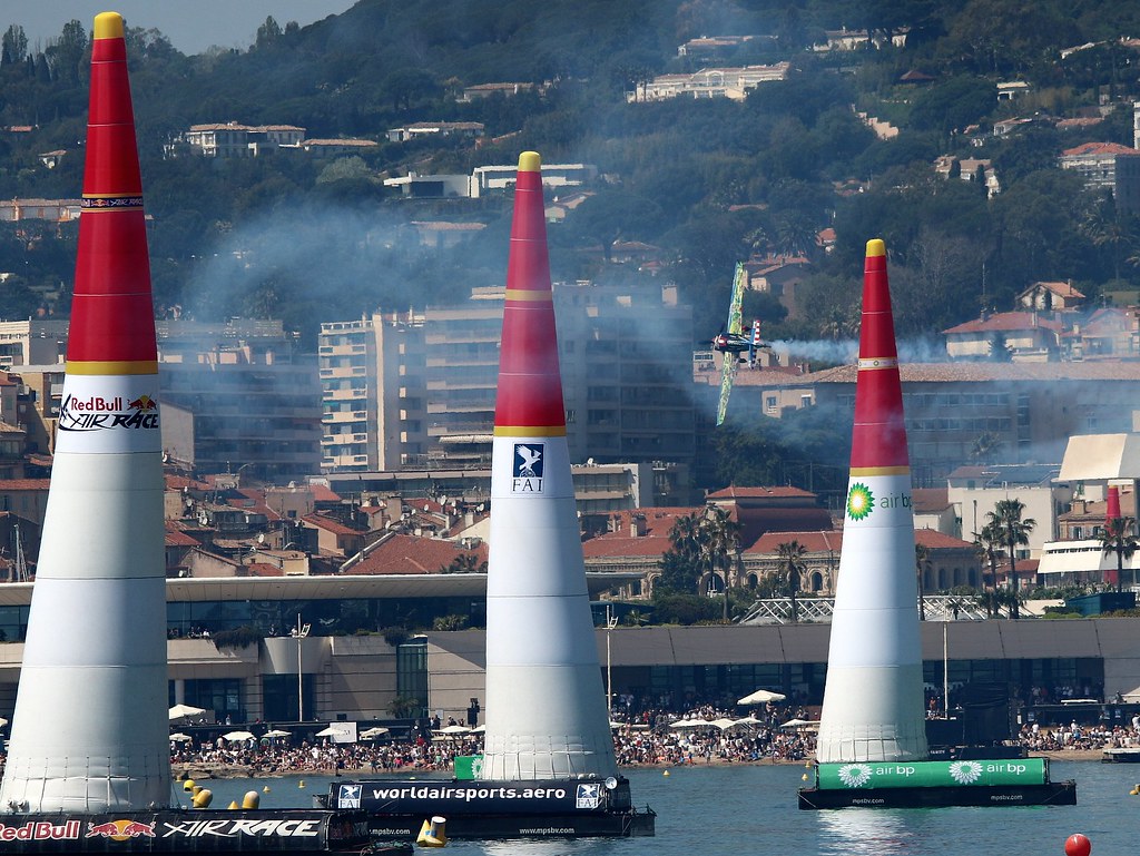 Red Bull Air Race Cannes 2018 - Page 2 39843127180_4aef7ae567_b