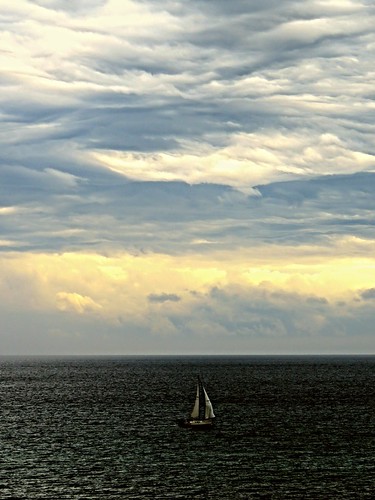 bonsailara1 sailboat velero nubes clouds sea mar