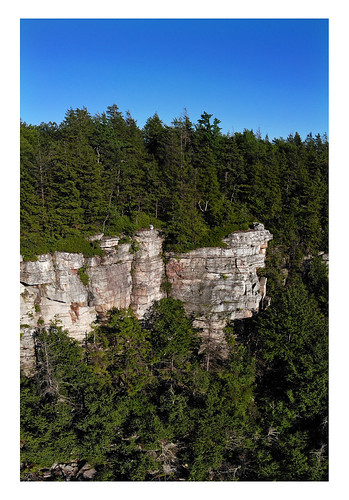 gunks rockclimbing hudsonvalley summer july minnewaska minnewaskastateparkpreserve newpaltz newyork ny hiking hike cliff