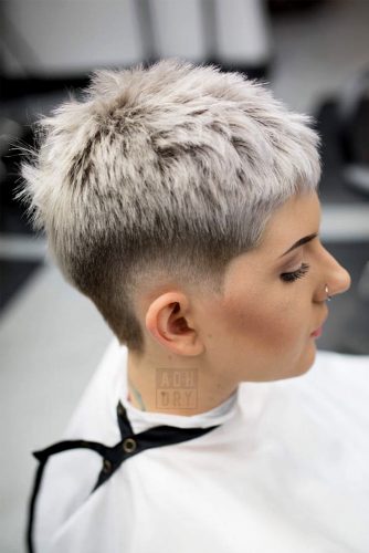 LATEST UNDERCUT FADE HAIRSTYLES FOR BOLD WOMEN TO AMAZE YOUR FRIENDS 5
