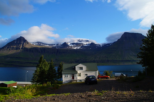 Un par de cascadas y fiordos del este, bastante coche, incluido incidente - Islandia en grupo organizado (55)