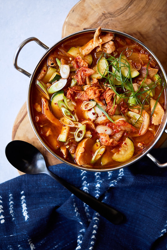 Kimchi Stew // Kimchi-jjigae {gluten-free, paleo}