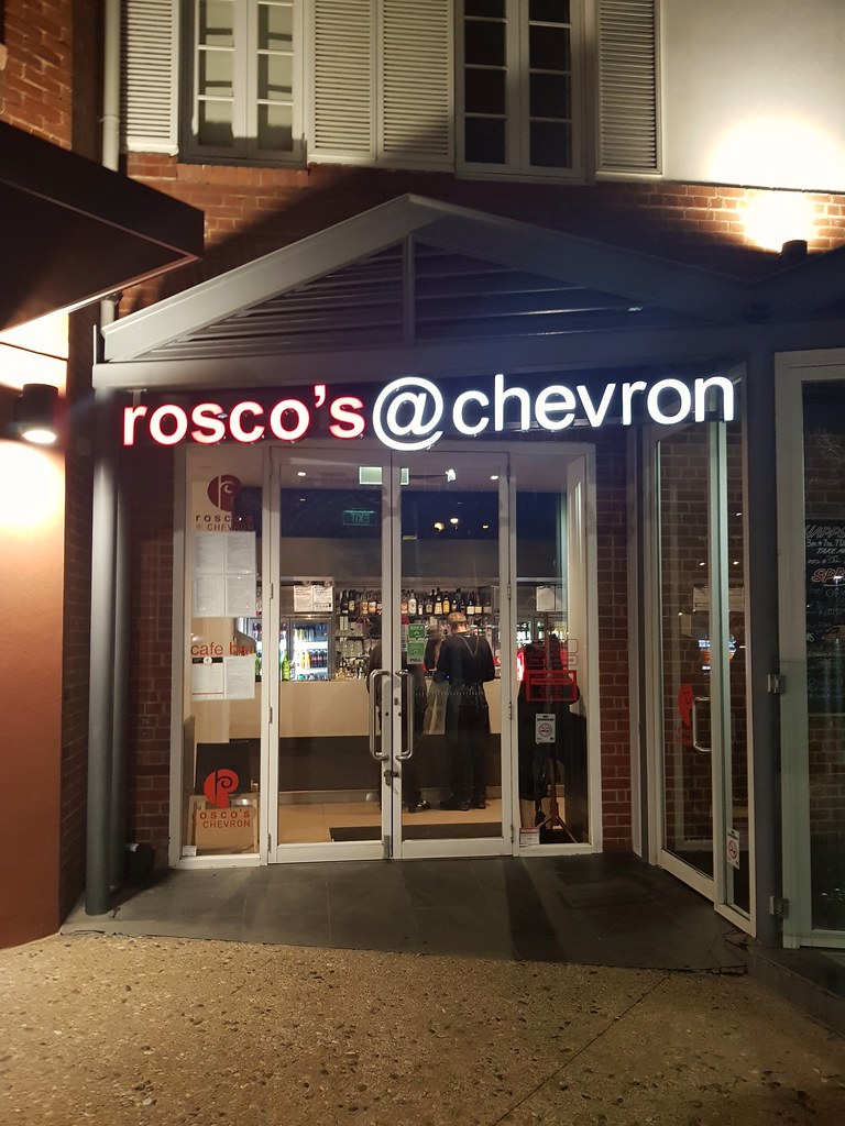@ Rosco's Chevron Cafe Bar at St.Kilda Melbourne Australia