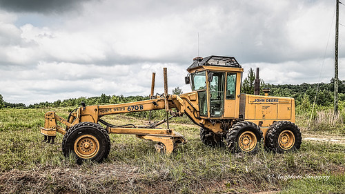 augphotoimagery johndeere earthmover heavyequipment machinery yellow saluda southcarolina unitedstates