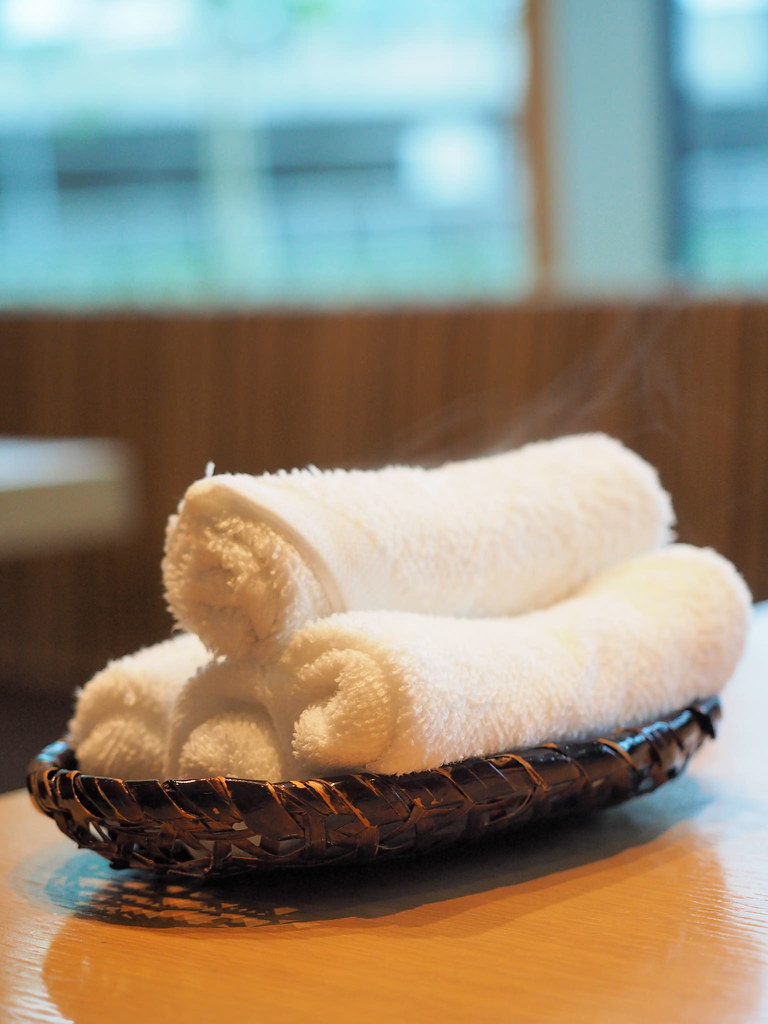 Hot Towel at Rakuzen Japanese Restaurant at 3 Damansara, Petaling Jaya