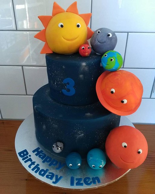 Fun Solar System Cake by Design Me A Cake