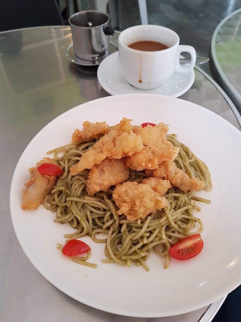 Al Pesto Fish Spaghetti rm$14.90 & Vietnamese Coffee rm$5 @ Jaad Sandwich Phileo Damansara 1 PJ