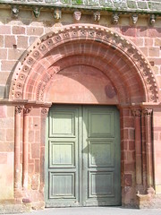 portail église Saint Pierre (YZEURE,FR03)