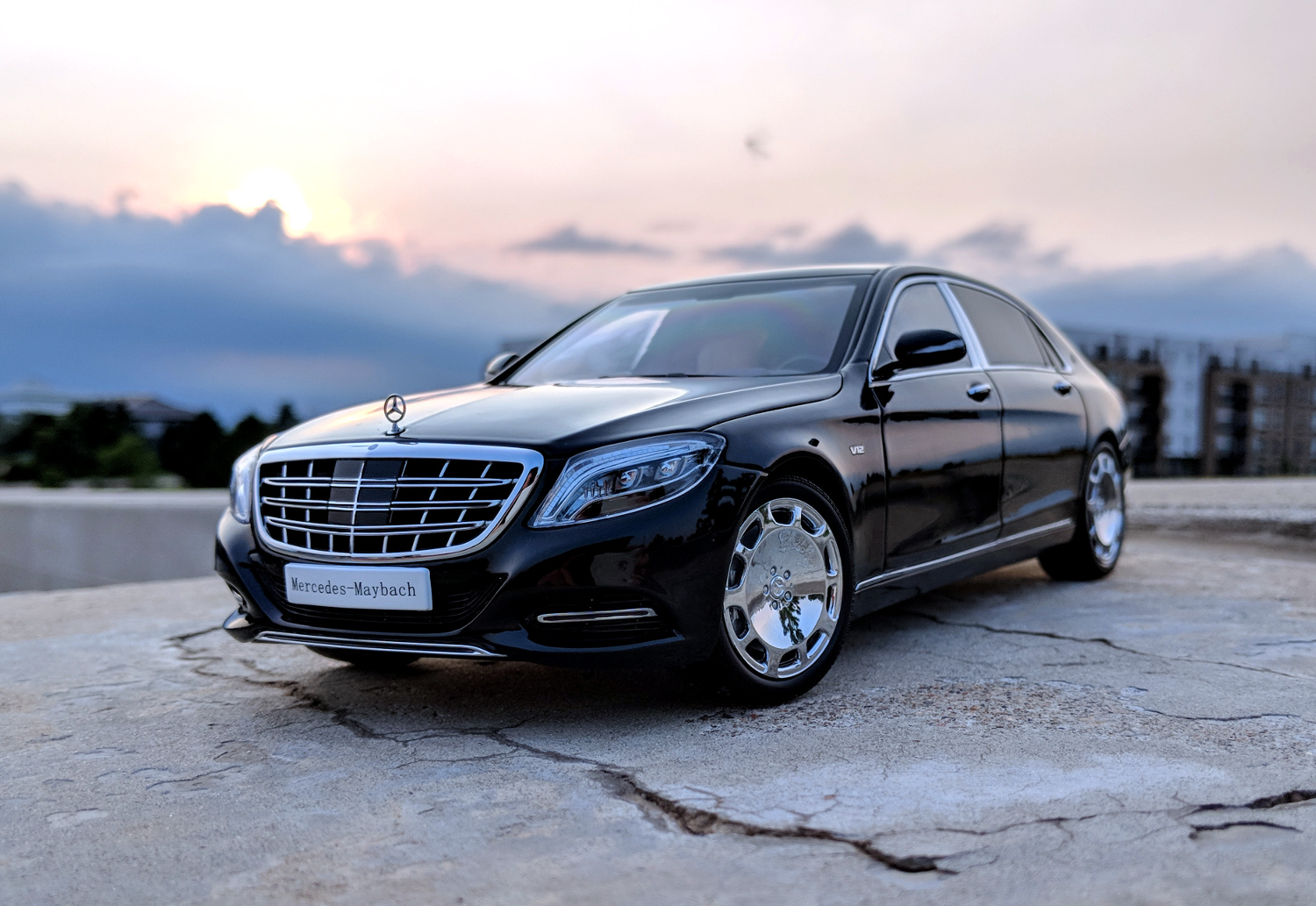 AR Mercedes-Maybach S600 and AUTOart Maybach 57 | DiecastXchange Forum