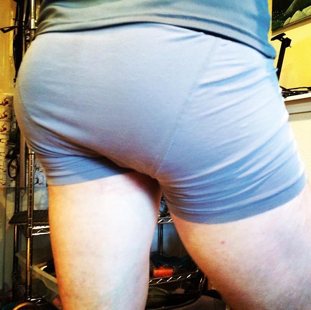This morning on FB I posted a long heartfelt description of all of the things I love about Josh but I left out one important quality: his magnificent bubble butt. Still bringing a smile to my face after 10 years of marriage. Long live the bubble! 🍑