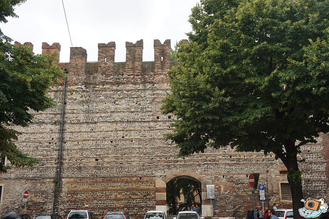 義法13日(Castel Vecchio)
