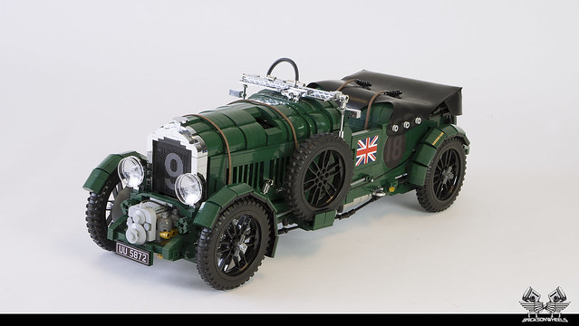 1930 Bentley Blower in Lego 1:8,5 (with back cover)