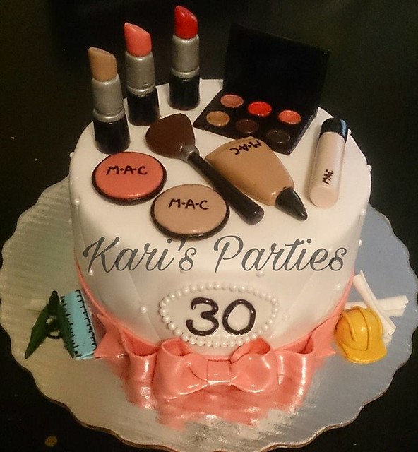 Cake by Kari's Parties