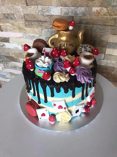 Cake by Little Cake