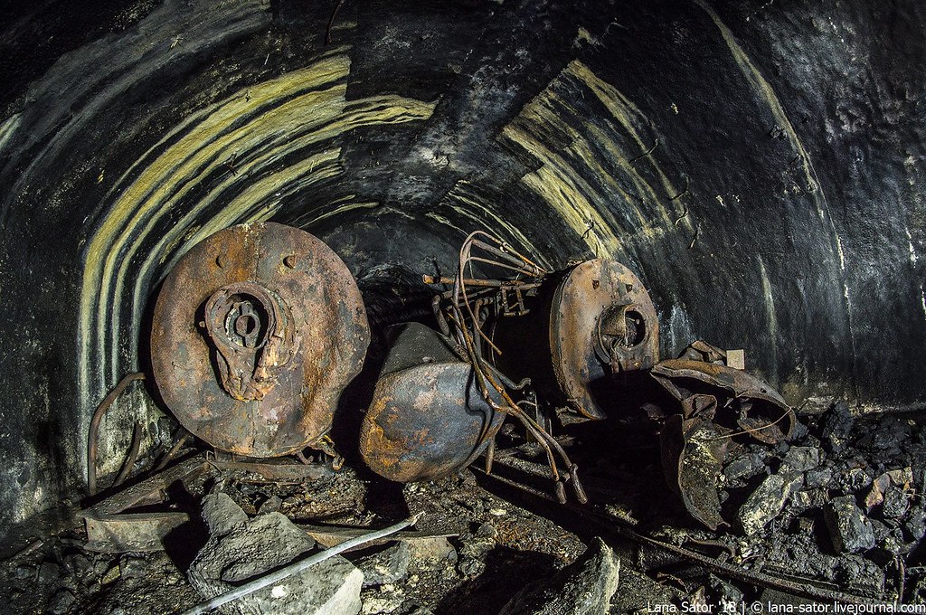 Дело пахнет керосином: заброшенные подземные авиабазы Восточной Европы 