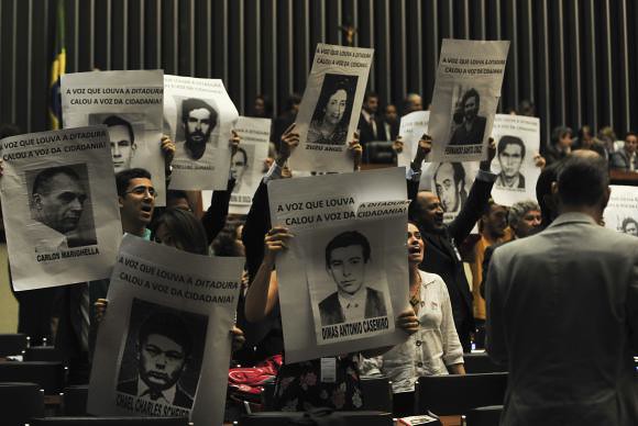 Ato realizado em 2014, quando a Comissão Nacional da Verdade publicou lista oficial de mortos e desaparecidos políticos durante a ditadura  - Créditos: Antonio Cruz/ Agência Brasil