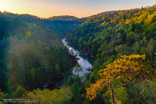 hdr hiking howardmill lancing landscape lillybluffoverlook nationalpark nature overlook sonya6500 sonyimages spring sunrise tennessee unitedstates wildtn wildtennessee outdoors camera:make=sony exif:lens=epz18105mmf4goss geo:country=unitedstates exif:make=sony geo:lon=84717775 exif:aperture=ƒ80 geo:city=lancing geo:state=tennessee geo:lat=36100885 exif:isospeed=200 geo:location=howardmill exif:focallength=19mm camera:model=ilce6500 exif:model=ilce6500