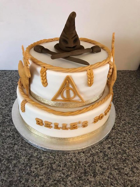 Harry Potter Inspired Cake by Jeanette's Sweet Creation's