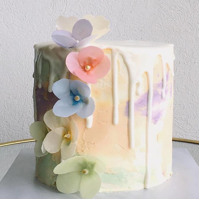 Watercolor Cake by Dulce Barrio