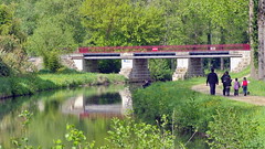 Canal de l-Ourcq - Photo of Montigny-l'Allier