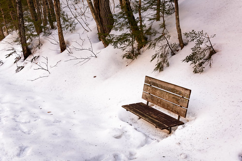 object weather bench furniture snow jamaica vt unitedstates