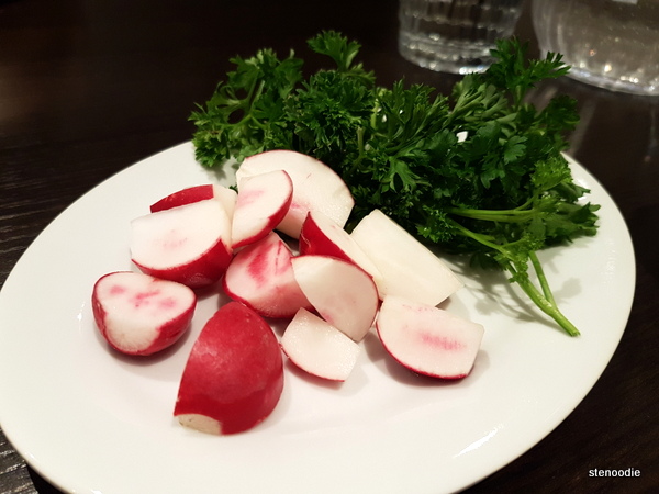  Raw radishes and cilantro 