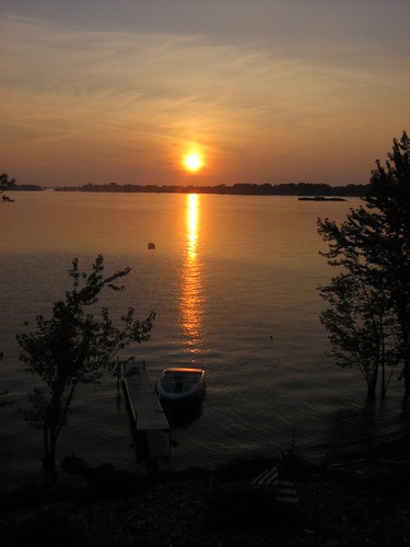 sunset lake boat dock 2006 champlain jul vt stalbans vttrip havarest stalbansbay