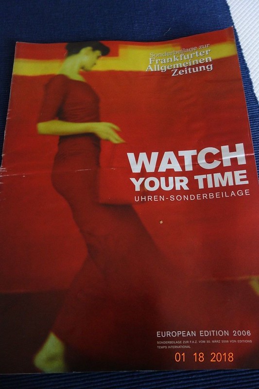 Watch Your Time : supplément horlogerie du journal Le Monde 26994284717_3a2477eb67_c