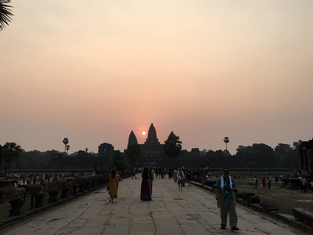 Angkor Wat - sun up