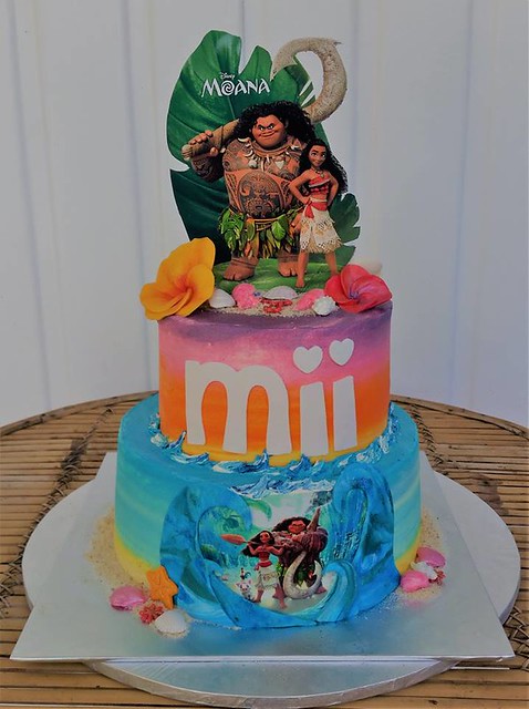 Moana Cake by Iced in Paradise