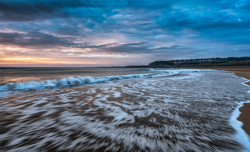 waves tide beach sunrise kingsbarnsbeach kingsbarns fife scotland nikond7200 rocks seascape tokina1116mm