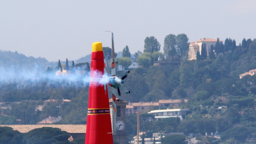 cannes - Red Bull Air Race Cannes 2018 - Page 2 41649696811_03102e4883_b