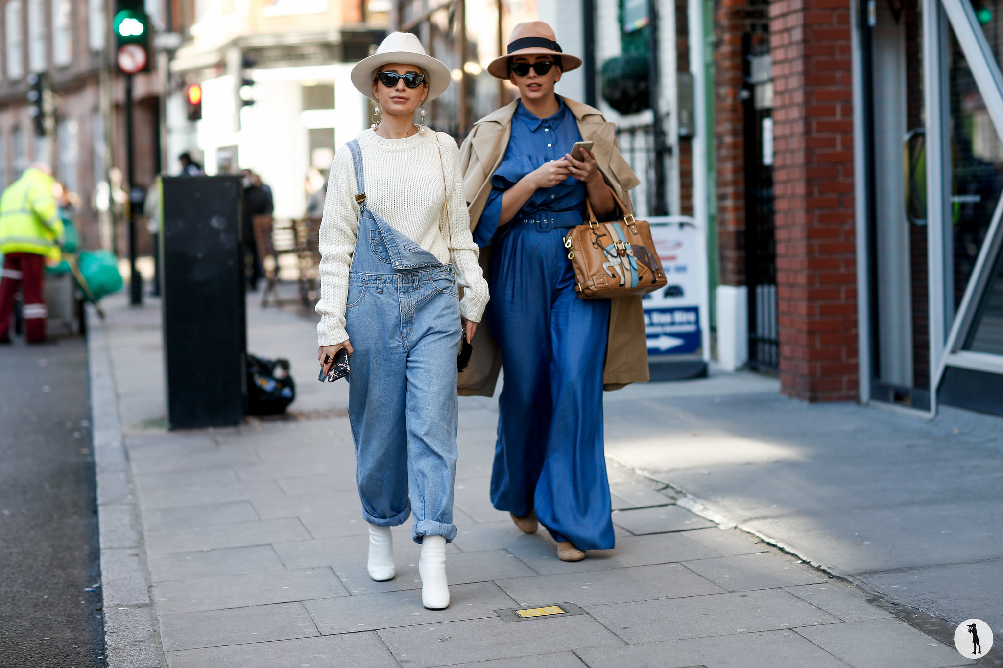Deea Codrea and Manuela Lupascu - London Fashion Week Fall-Winter 2018-2019 (1)
