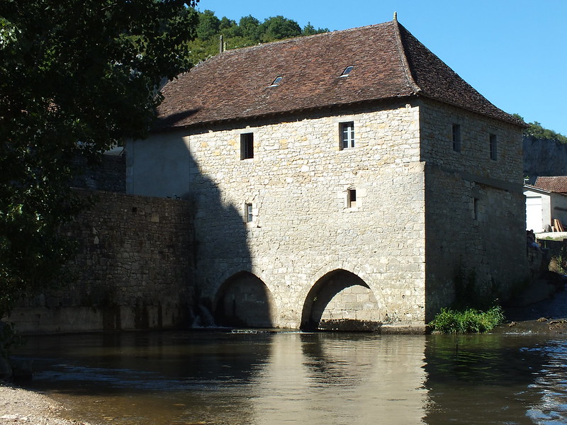 [040-009] Cabrerets - Moulin du château (bourg)