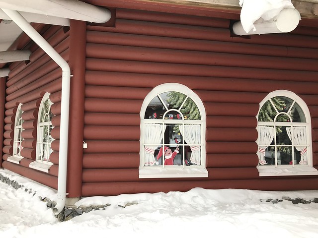 Santa Claus log cabin