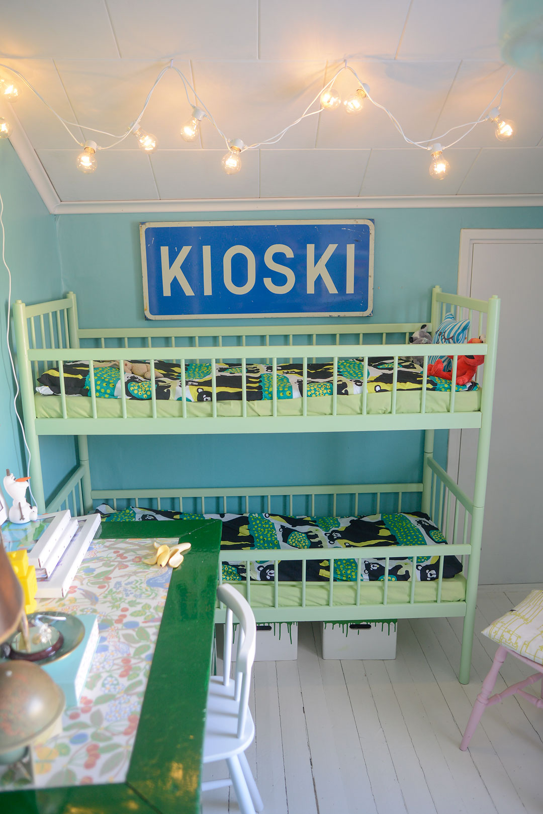 Green and turquoise boys room