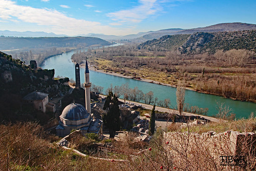 bosnia herzegovina počitelj mosque river neretva