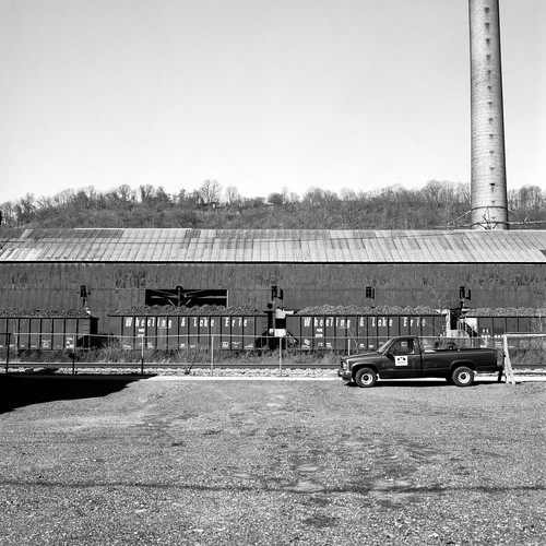 monessen pennsylvania unitedstates steelmill industrial rustbelt blackandwhite hasselblad film kodak