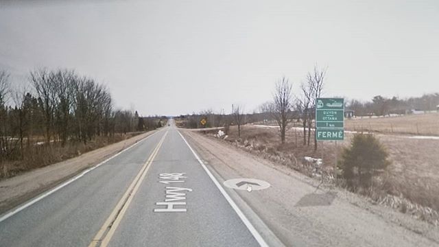 The Quyon Ferry was still closed in April 2014. #xcanadabikeride #googlestreetview #Ridingthroughwalls #pontiacQC #OttawaValley #outaouais #quebec