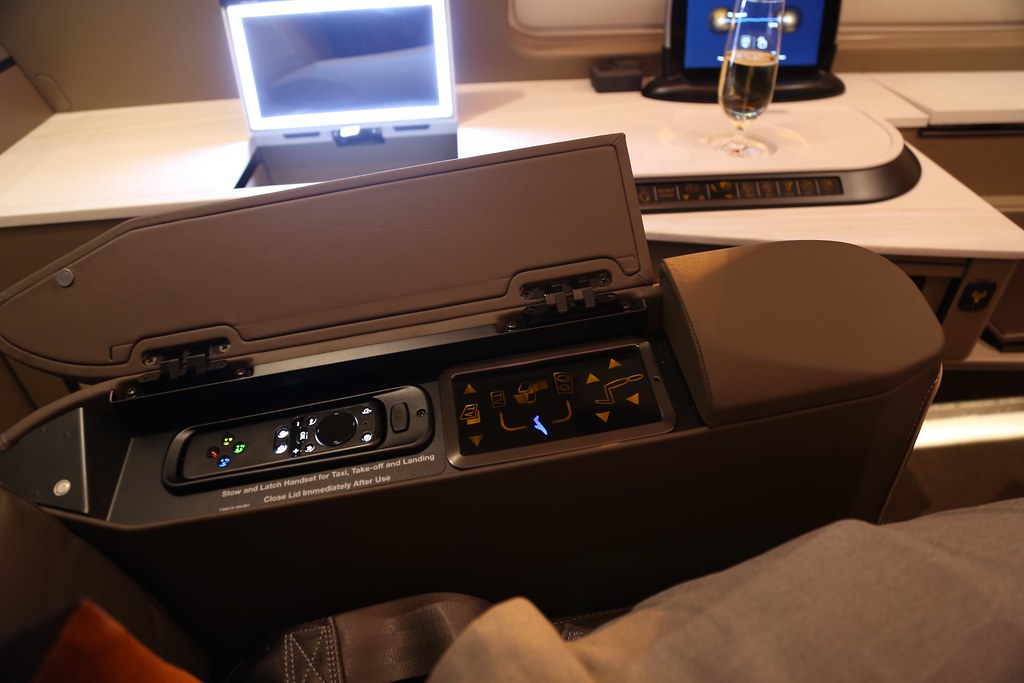 Singapore Airlines First Class Suites 39