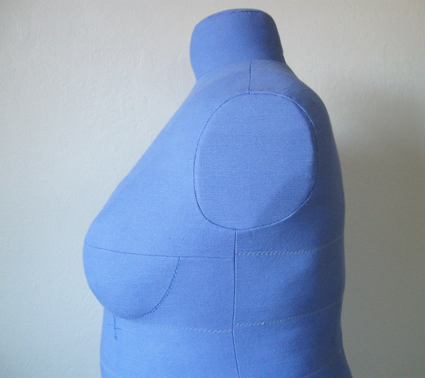 dress form side view