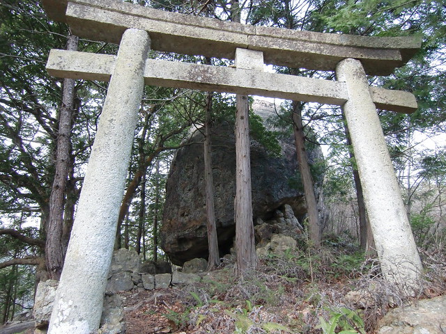 磐座神社