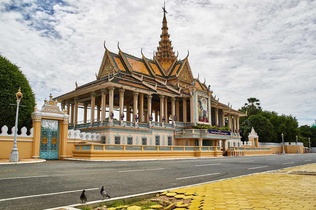 На перекладных по Азии. ОТКВФСИМТО. К - Камбоджа: Сиемрип и Пномпень