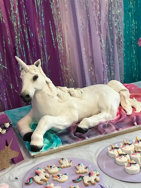 Unicorn Cake by Kerry Willers