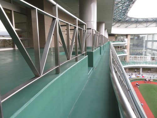 福島競馬場のパドック５階バルコニー